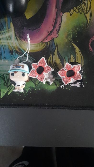 Обменяю фигурки киндер по осд