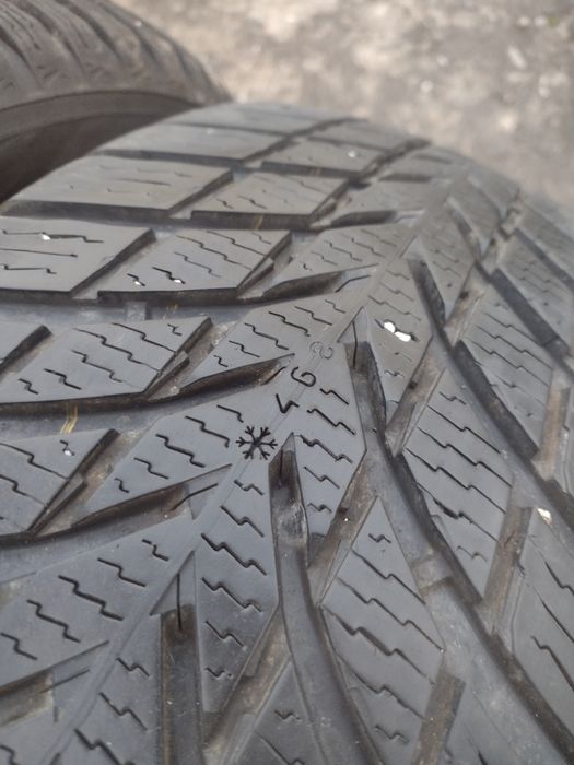 Перфектни 2 бр.225/60/17 Nokian dot3723