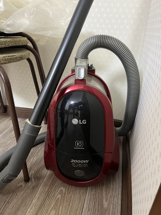 Продам пылесос Lg