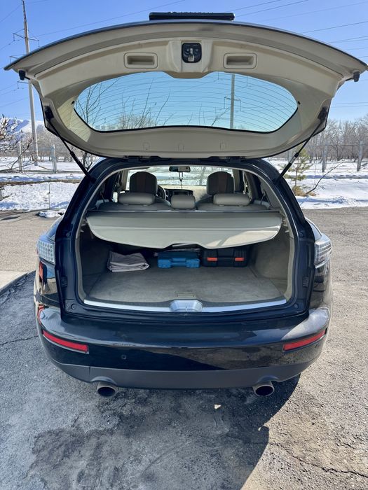 Продам Infiniti FX35