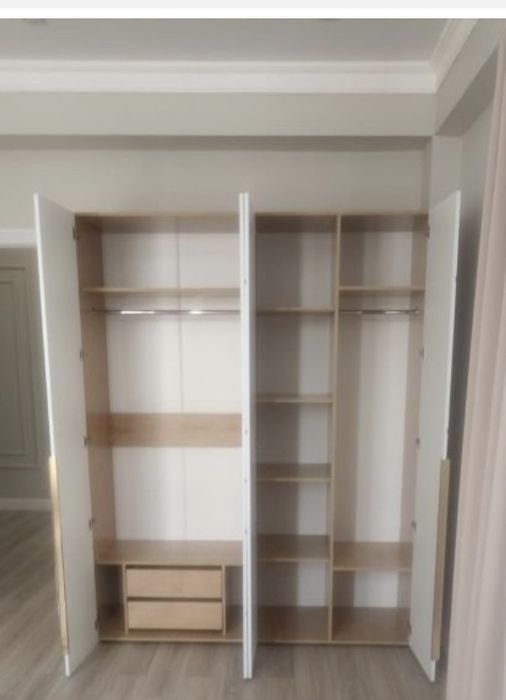 Продам шкаф распашной