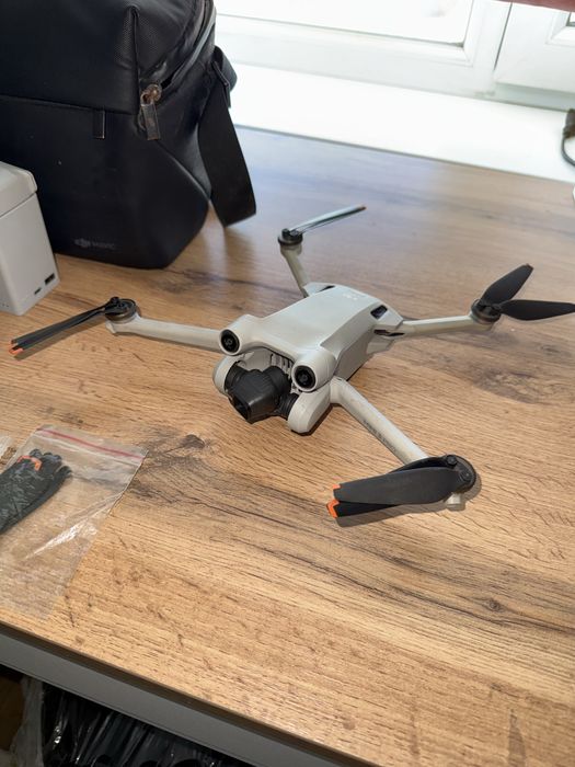 Dji mini 3 pro продам квадрокоптер