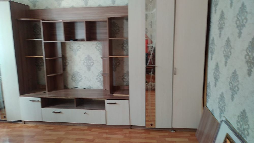Отдам стенку самовывоз