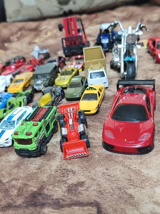 Продават се всички за 20 евро