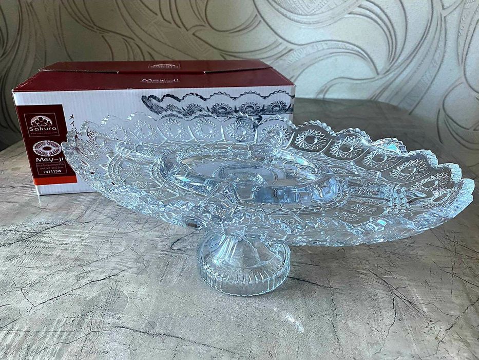 Продам новую посуду