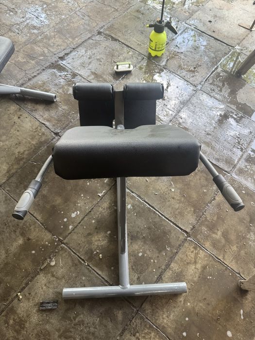 Скамья и тренажер для прокачки спины