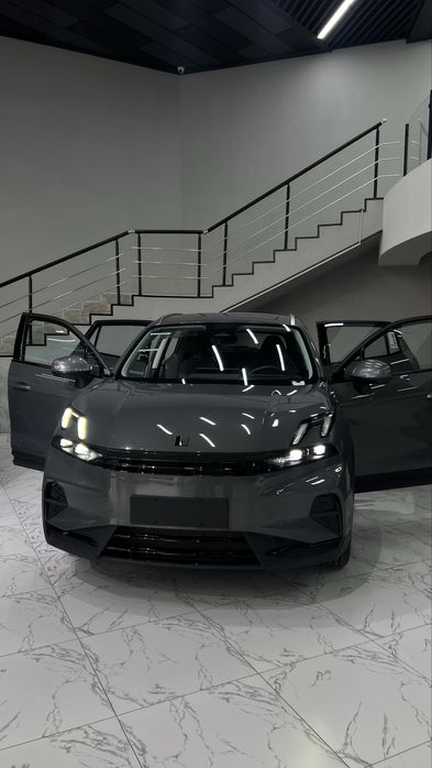 yangi lynk co 06