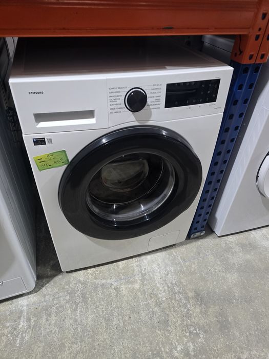 Нова инверторна пералня с пара Samsung 11 кг
