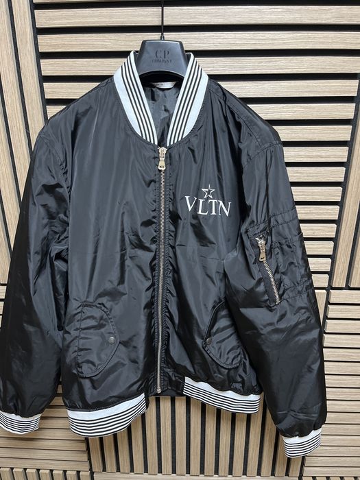 Valentino Garavani VLTN : Made in ITALY - размер 54/ХЛ
