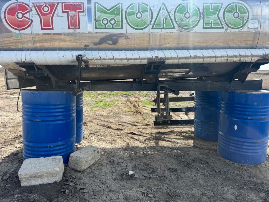Бочка для молоковоз,пищевые автоцистерна