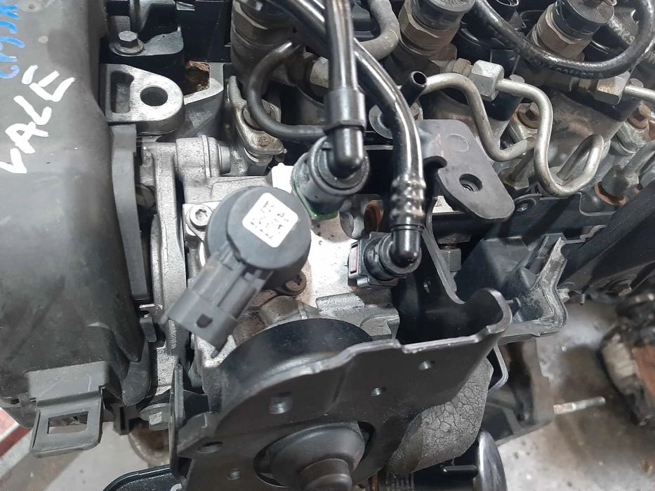 pompa inalta 1.5 dci   renault clio 4 captur  dacia duster 0445010704  h8201434847