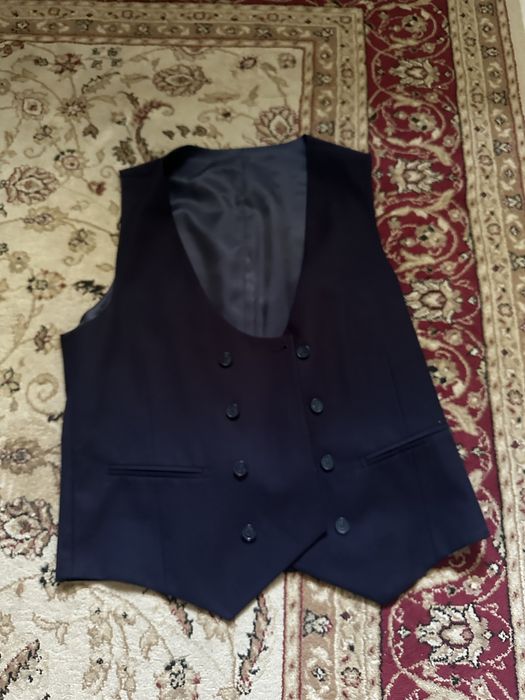 Костюм Тройка темно-синего цвета