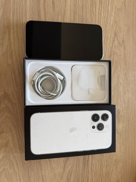 Iphone 13 Pro, Silver, 128, stare foarte buna, vandut in cutie originala Apple cu cablu USB-C