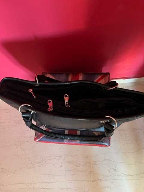 Дамска чанта за офис