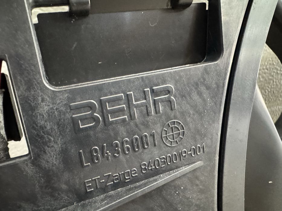 Оригинален Вентилатор/Ел.охлаждаща перка BMW Е90/91 330d 231к.с и др..