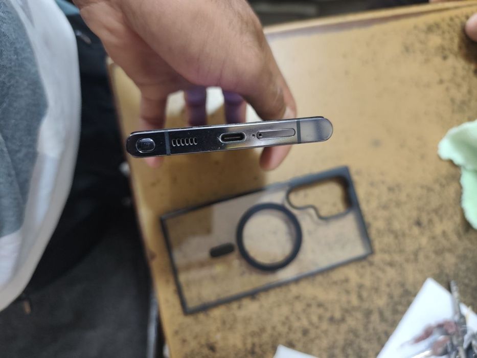 Sotiladi samsung s22 ultra 12/256gb Vietnam