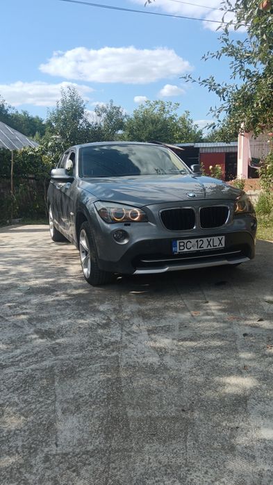 Vând BMW X1 automata X drive