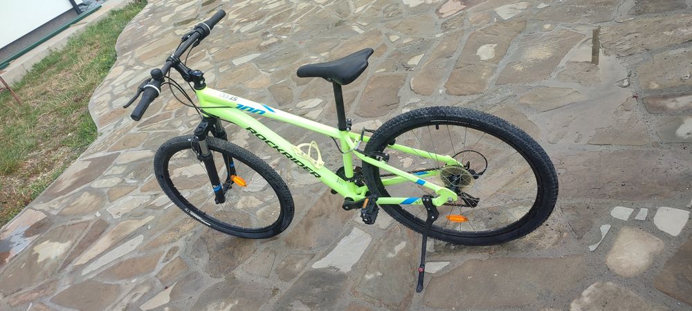 Bicicleta aproae nouă