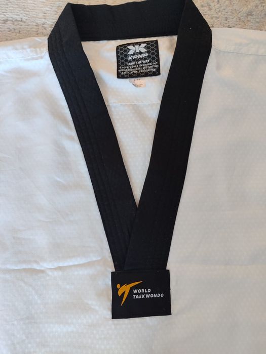 Продам форму для таэквондо 14-16л.