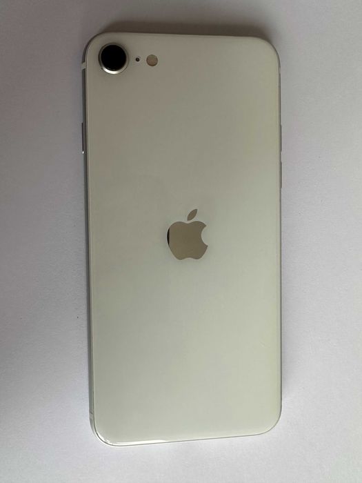 iPhone SE 2020 - БЯЛ - 64GB - Фабрично Отключен - НОВА БАТЕРИЯ !!!