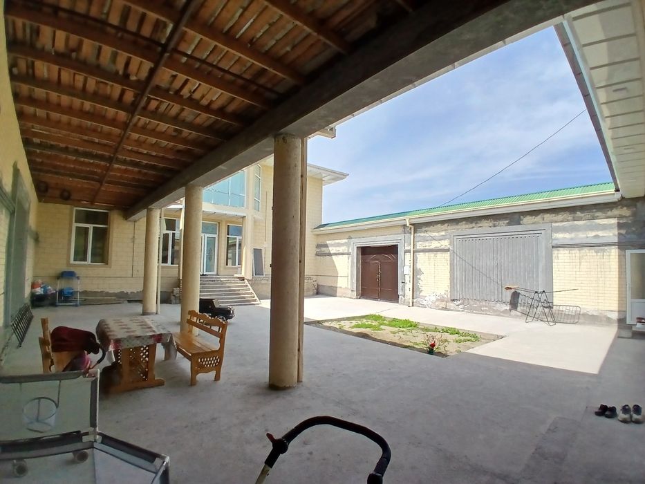 Продаётся новый дом в хорошем районе