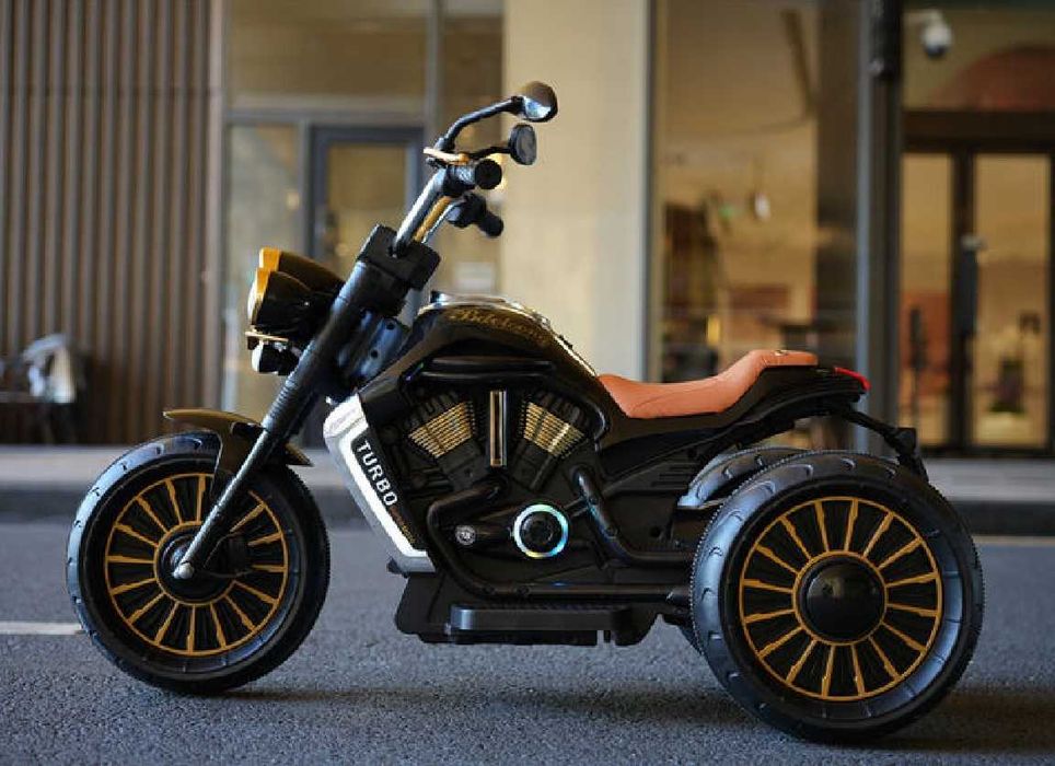 Акумулаторен MOTOR ТУРБО 12V батерия,MP3 плейър,с меки гуми