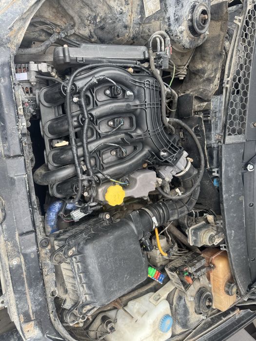 Двигатель коробка приора