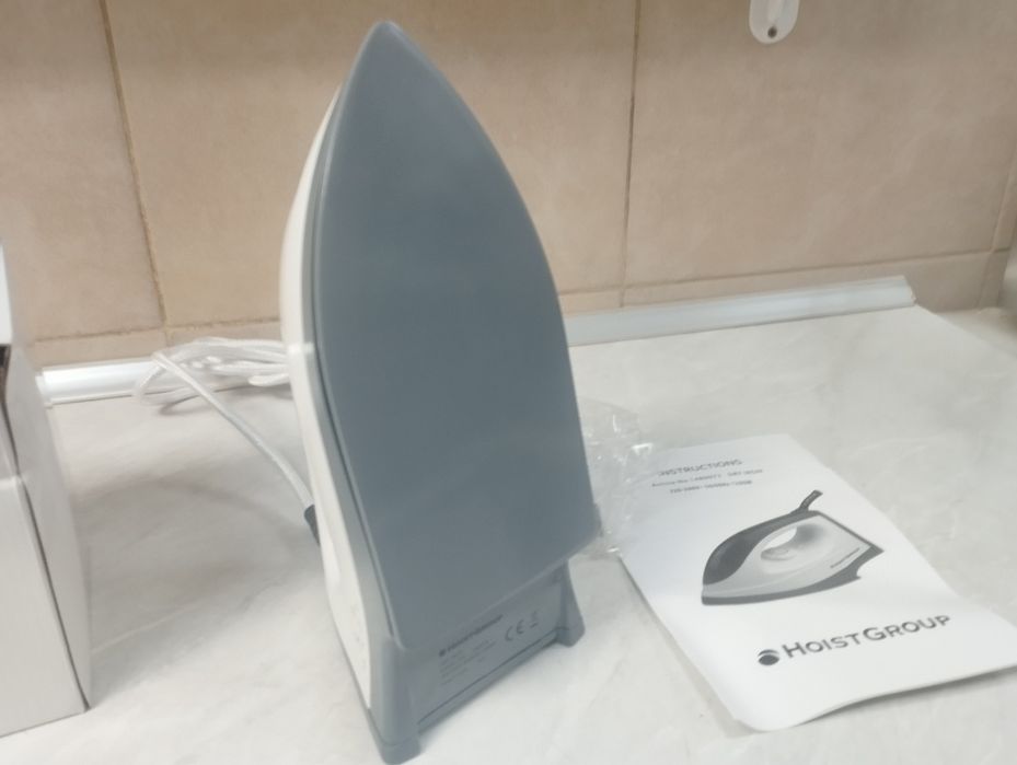 Ютия за гладене Hoist Group .