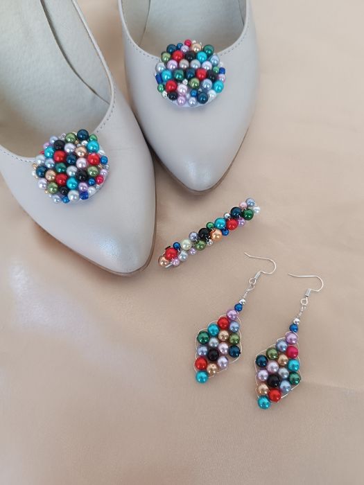 Clipsuri pantofi cusute manual