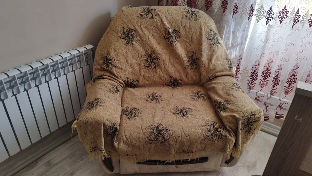 Кресло мен диван арзанға сатамын