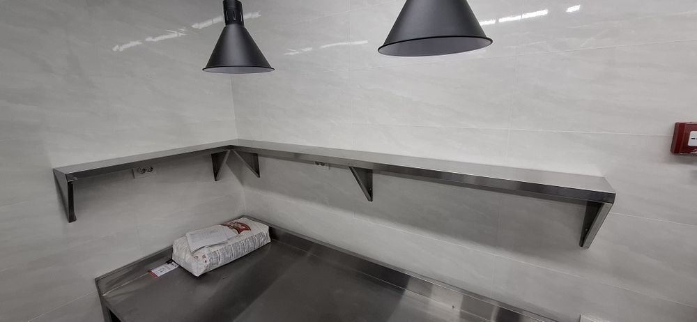 Настенная полка из НЕРЖАВЕЙКА