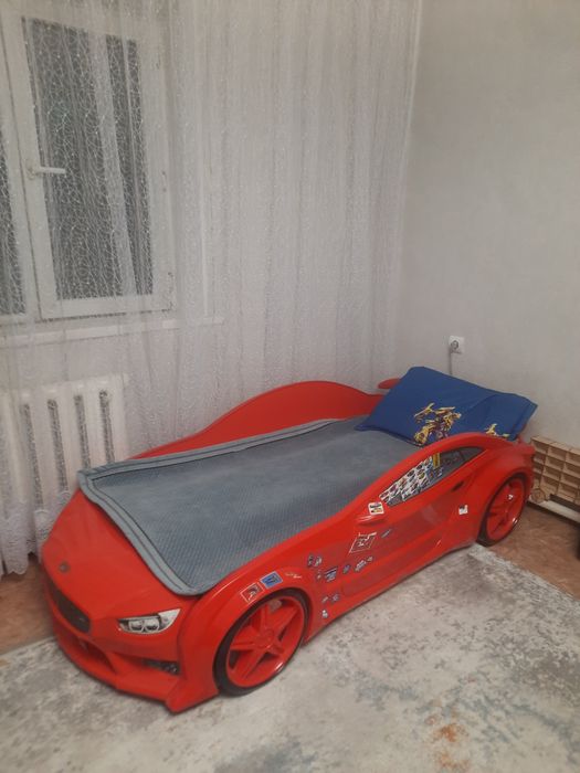 Кровать машинка для детей