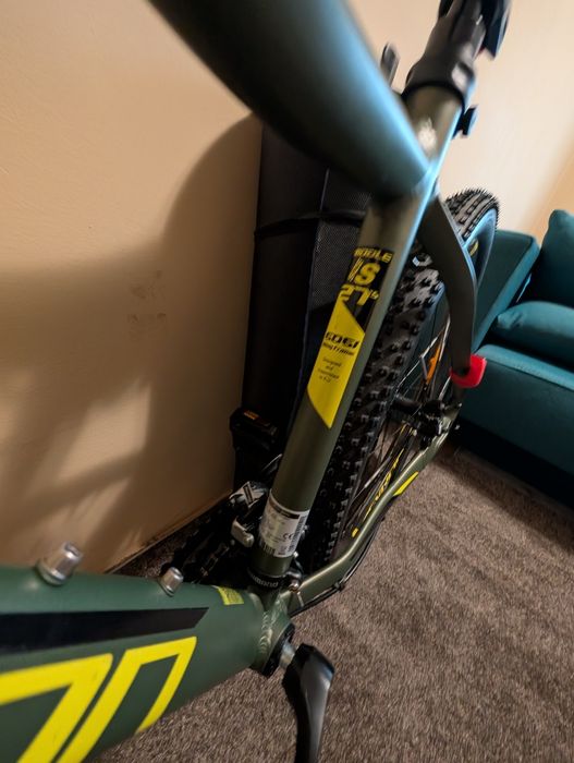 Bicicletă MTB Devron Riddle 27.5" - Mărimea S