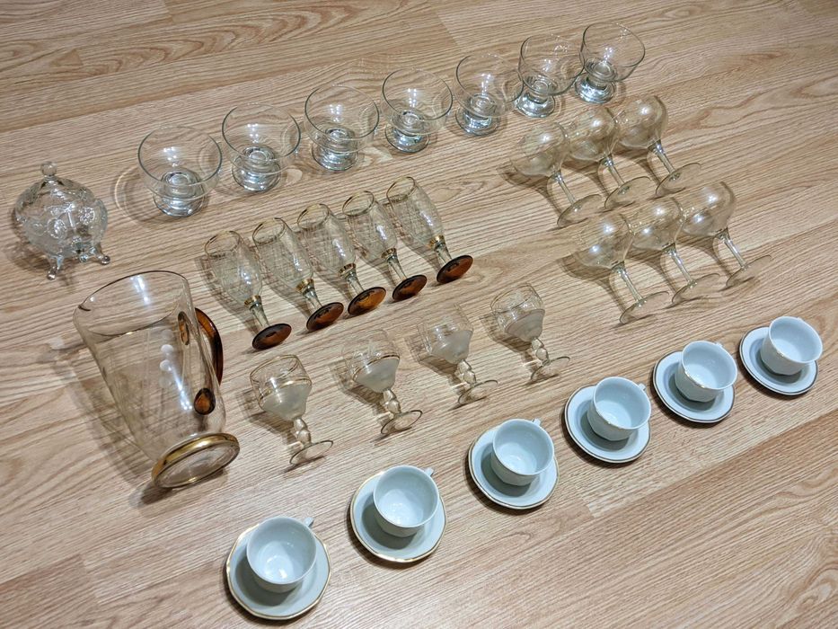 Сервиз чаши 30 БРОЯ златни