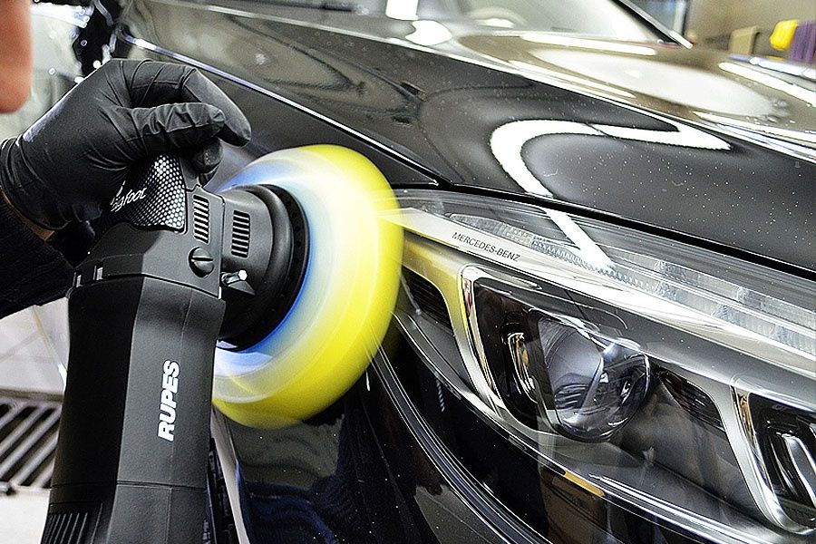 Полиране на фарове + Керамо покритие. На посочения от вас адрес.