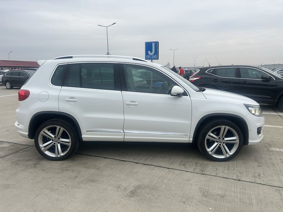 Vw tiguan R-line 4motion 2.0 tdi 140 cp, an fabr 2013,full led