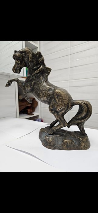Cal bronz vechi, greu