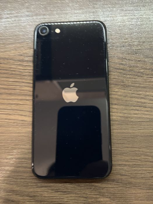 Iphone SE2 achizitionat in 2023