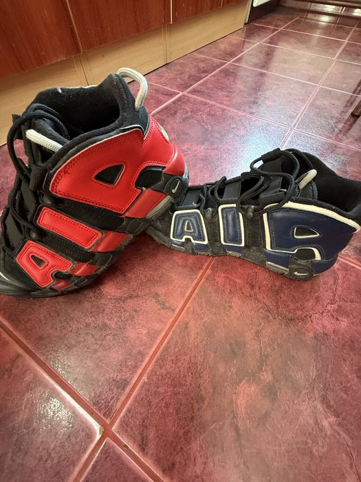 Nike uptempo albastri rosi