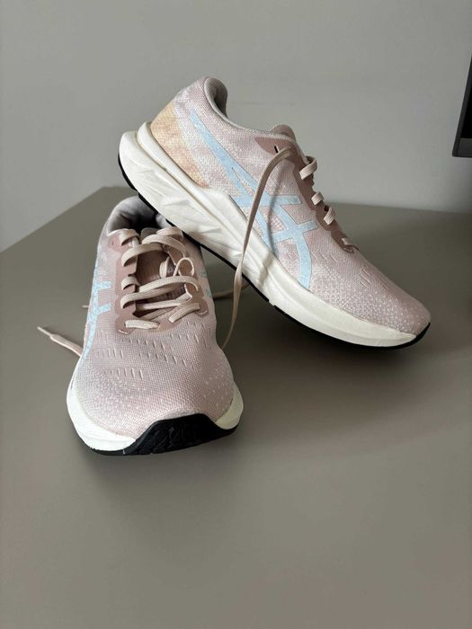Дамски маратонки ASICS Dynablast 3, размер 39.5