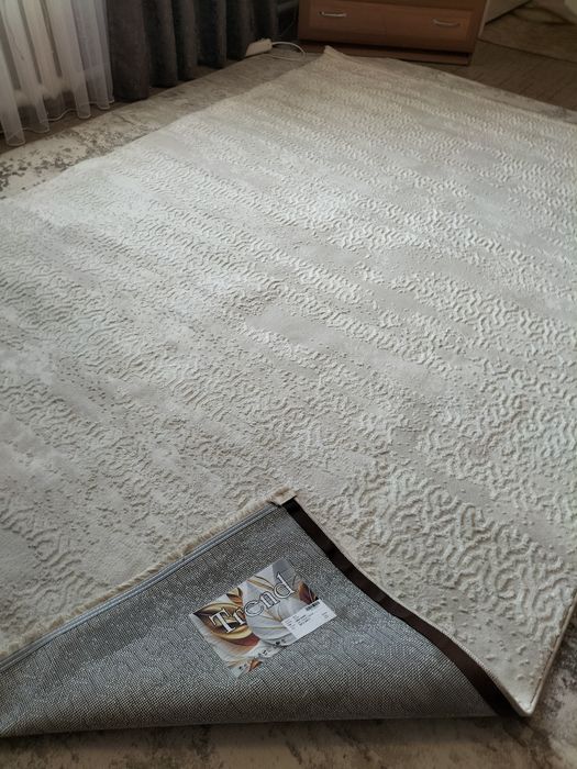 Продам новый ковер