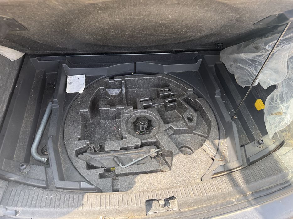 Фв тауран 1.9тди 105 коня на части / vw touran 1.9tdi BLS
