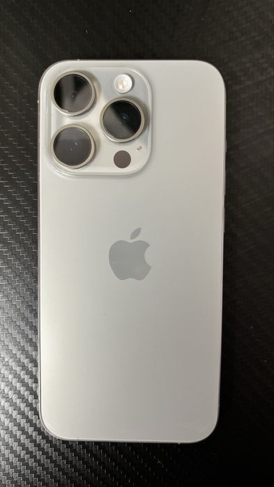 Продам Айфон 15 PRO