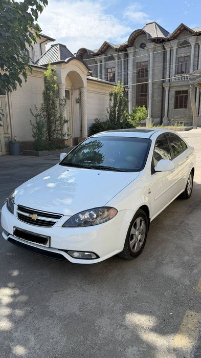 автомобиль жентра