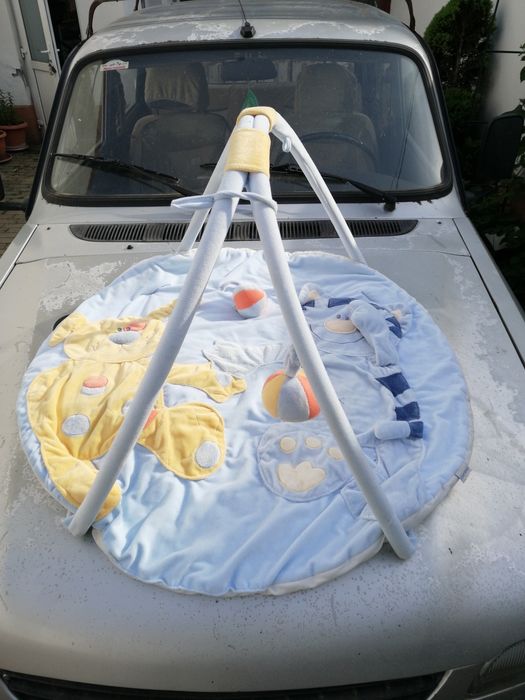 Paturica de activitati pentru nou nascuti