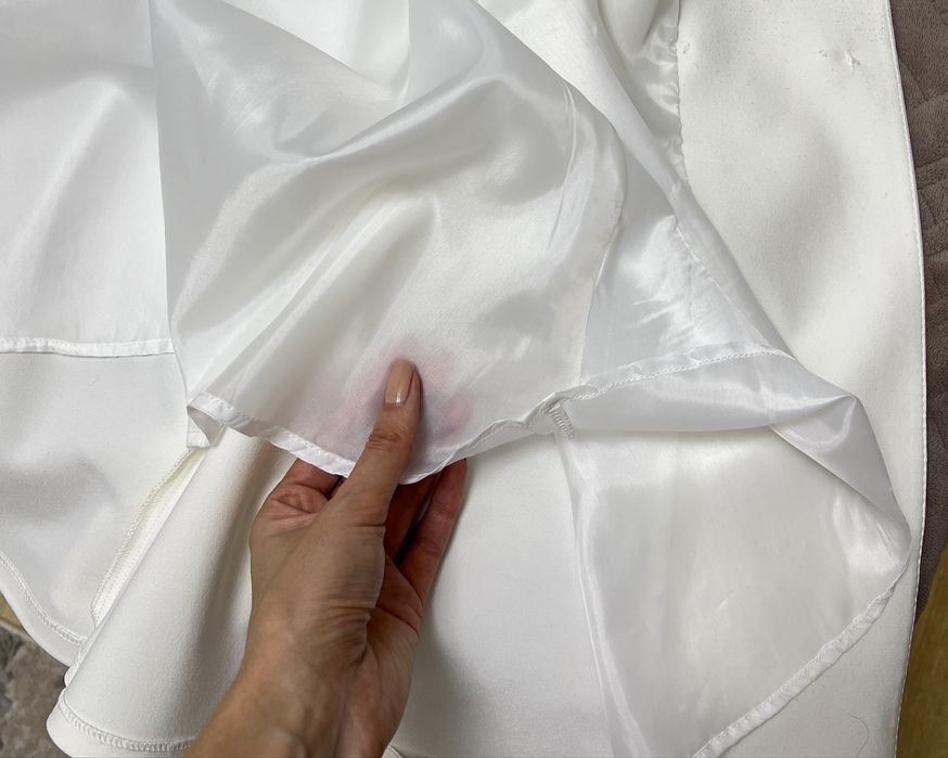 Продам эффектное женское платье