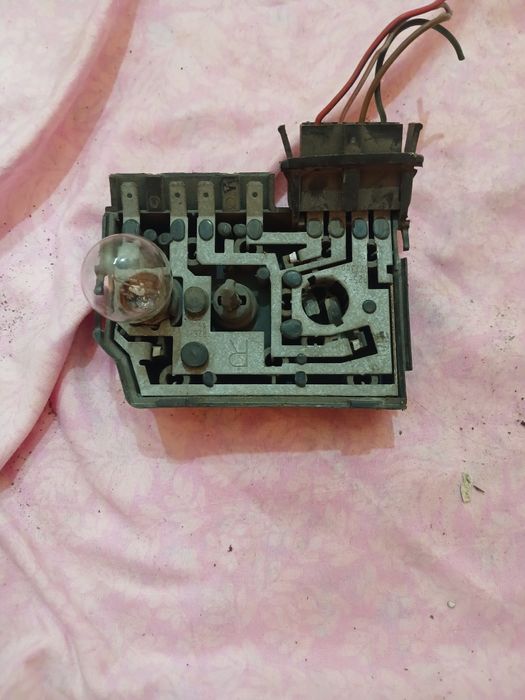 Плата заднего фонаря Ауди А6 кузов С4 правая