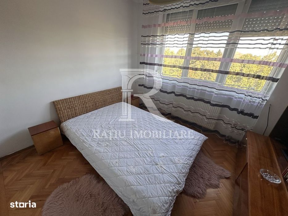 Apartament 3 camere decomandat | Bulevardul Dacia | Oradea