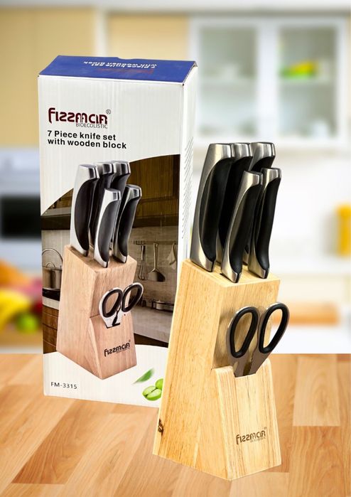 Набор острых ножов