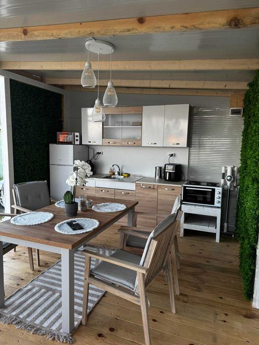 Каравана под наем Бриса